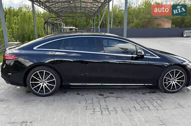 Седан Mercedes-Benz EQS 2022 в 
