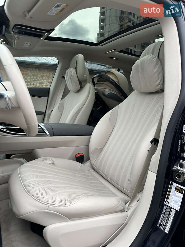 Седан Mercedes-Benz EQS 2022 в Києві