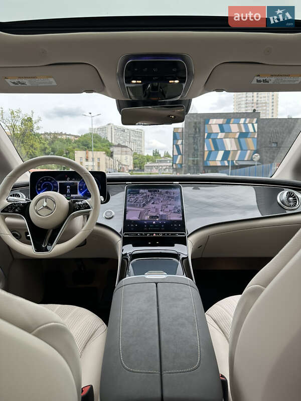 Седан Mercedes-Benz EQS 2022 в Києві