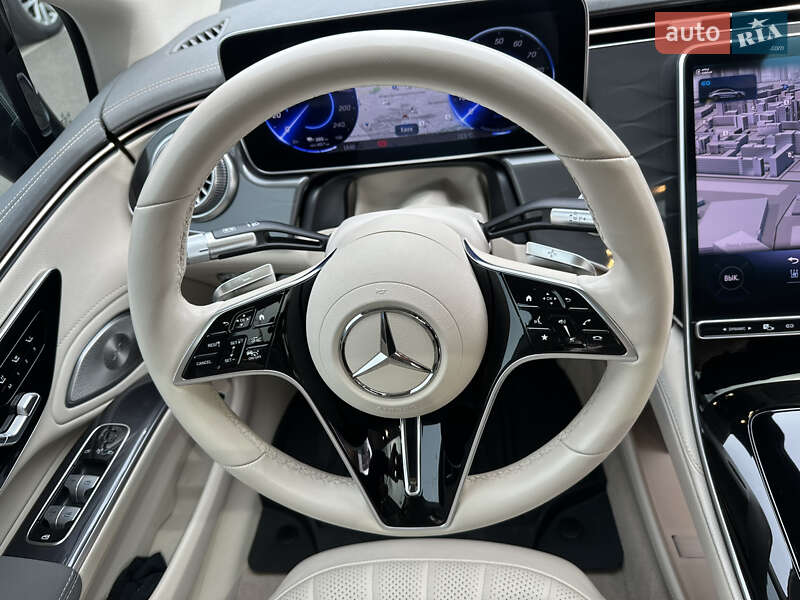 Седан Mercedes-Benz EQS 2022 в Києві