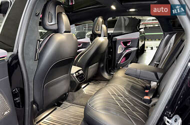 Седан Mercedes-Benz EQS 2021 в 