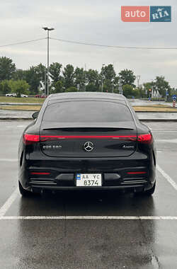 Седан Mercedes-Benz EQS 2022 в 