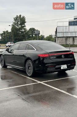 Седан Mercedes-Benz EQS 2022 в 