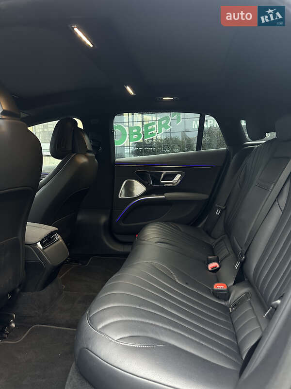 Седан Mercedes-Benz EQS 2022 в Киеве