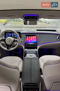 Седан Mercedes-Benz EQS 2022 в 