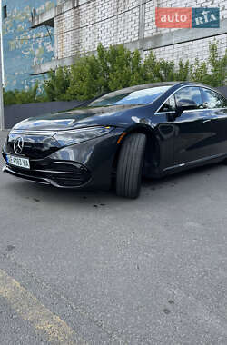 Седан Mercedes-Benz EQS 2022 в 