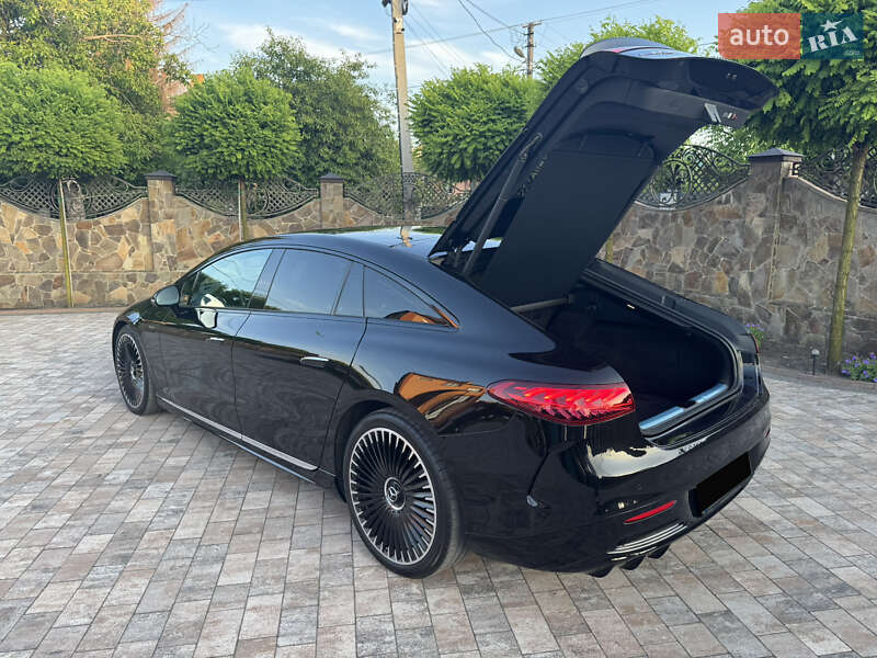 Седан Mercedes-Benz EQS 2023 в Львове