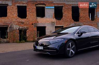Седан Mercedes-Benz EQS 2022 в Коростене