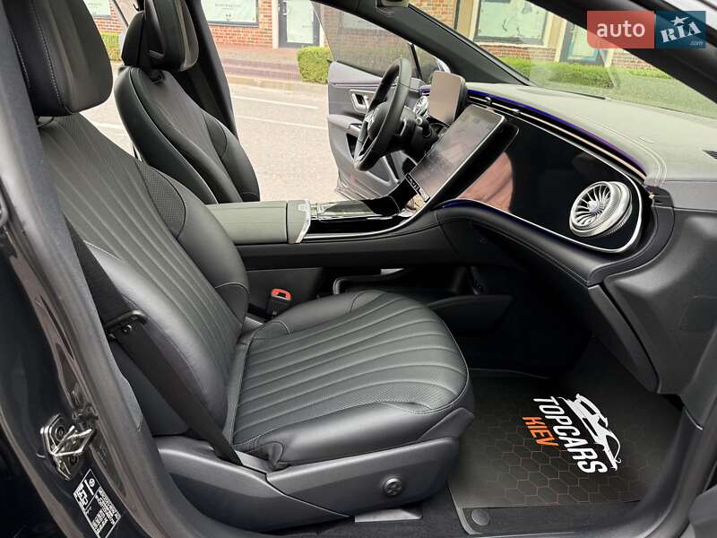 Седан Mercedes-Benz EQS 2021 в Киеве