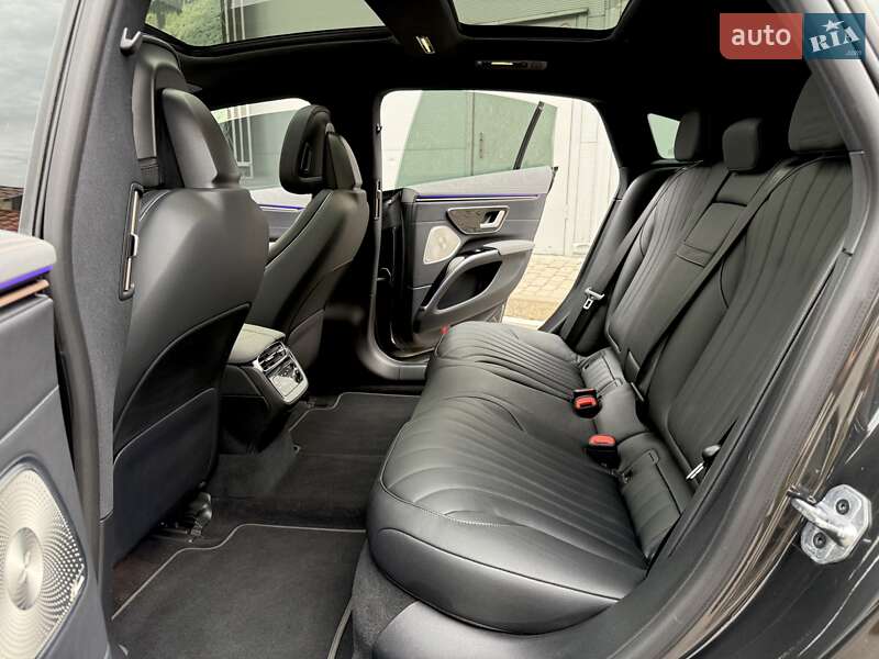 Седан Mercedes-Benz EQS 2021 в Киеве