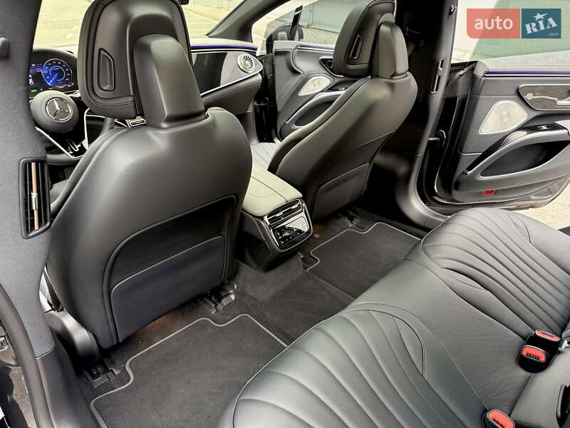 Седан Mercedes-Benz EQS 2021 в Киеве