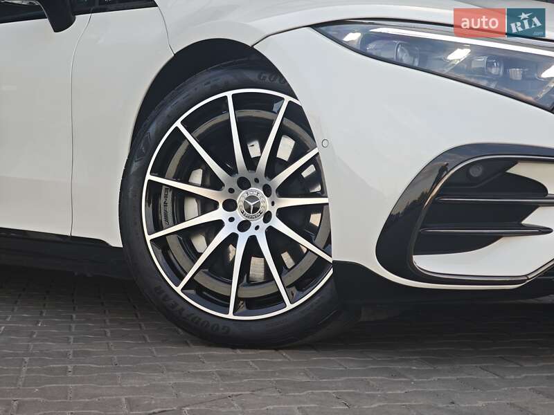 Седан Mercedes-Benz EQS 2022 в Луцке