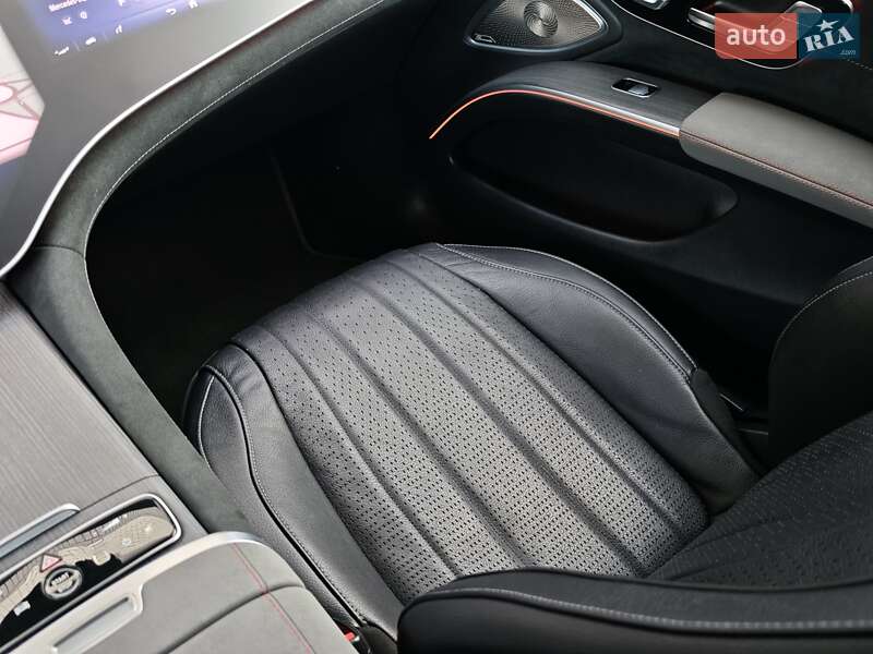 Седан Mercedes-Benz EQS 2022 в Луцке