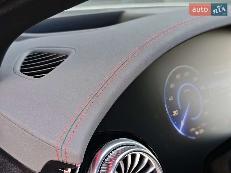 Седан Mercedes-Benz EQS 2022 в Луцке