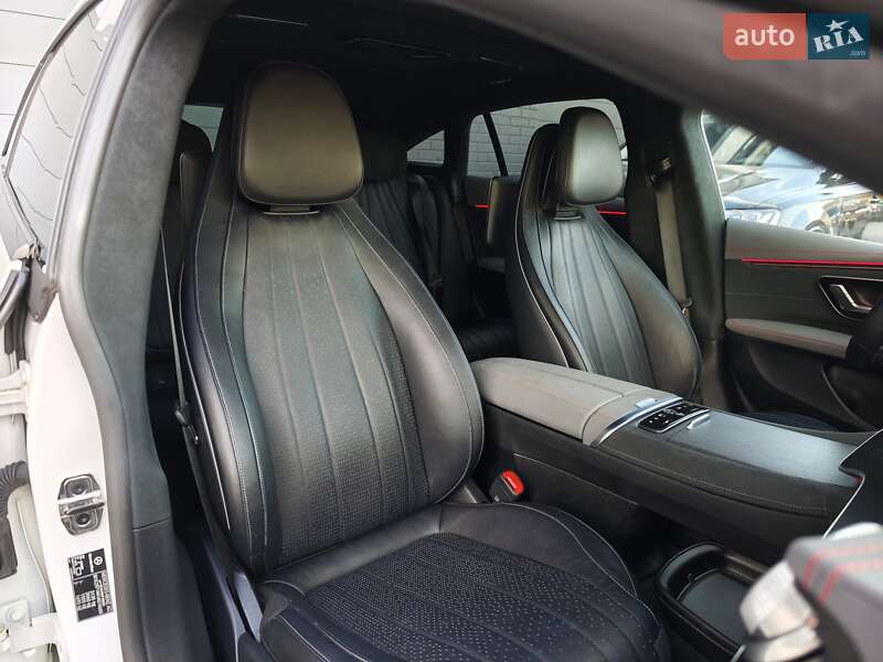 Седан Mercedes-Benz EQS 2022 в Луцке