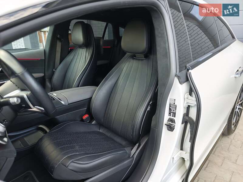 Седан Mercedes-Benz EQS 2022 в Луцке