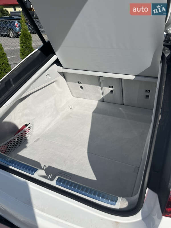 Седан Mercedes-Benz EQS 2022 в Львове