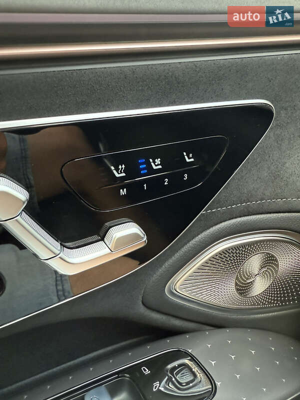 Седан Mercedes-Benz EQS 2023 в Коломые