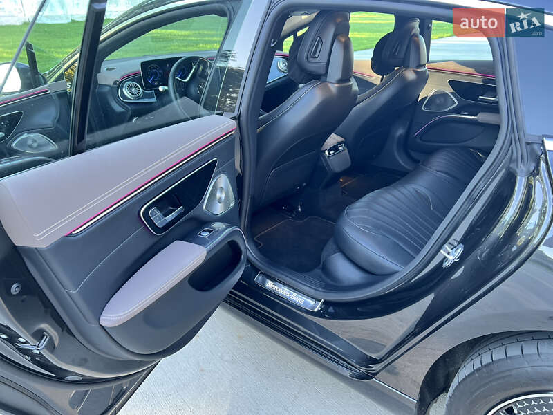 Седан Mercedes-Benz EQS 2022 в Луцке