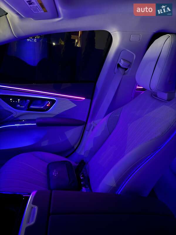 Седан Mercedes-Benz EQS 2022 в Вінниці