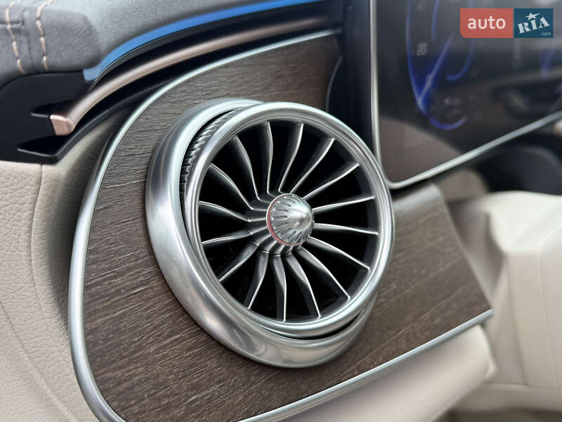 Седан Mercedes-Benz EQS 2022 в Тернополе