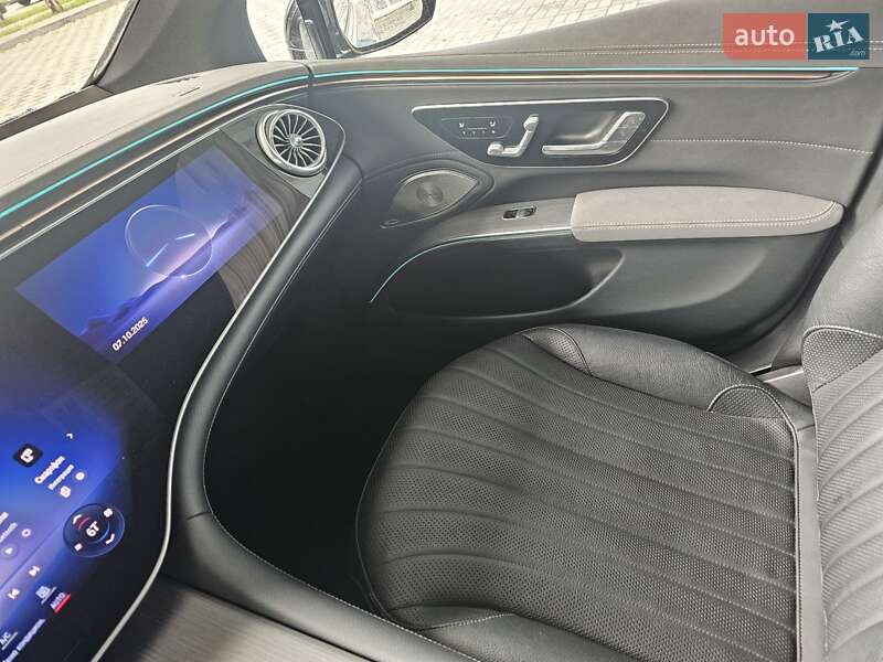Седан Mercedes-Benz EQS 2023 в Хмельницком