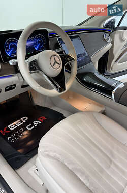 Седан Mercedes-Benz EQS 2022 в 