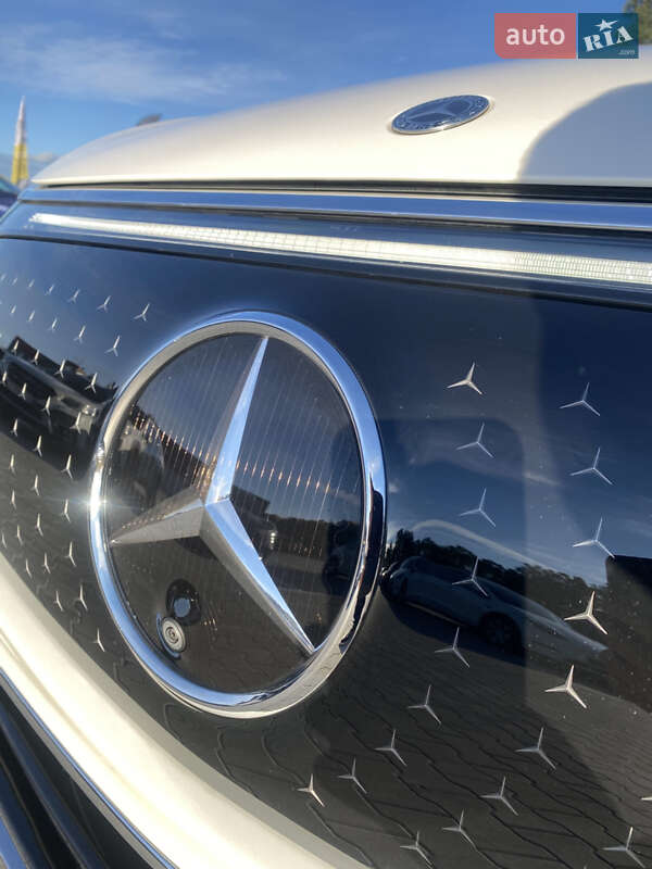 Седан Mercedes-Benz EQS 2023 в Києві
