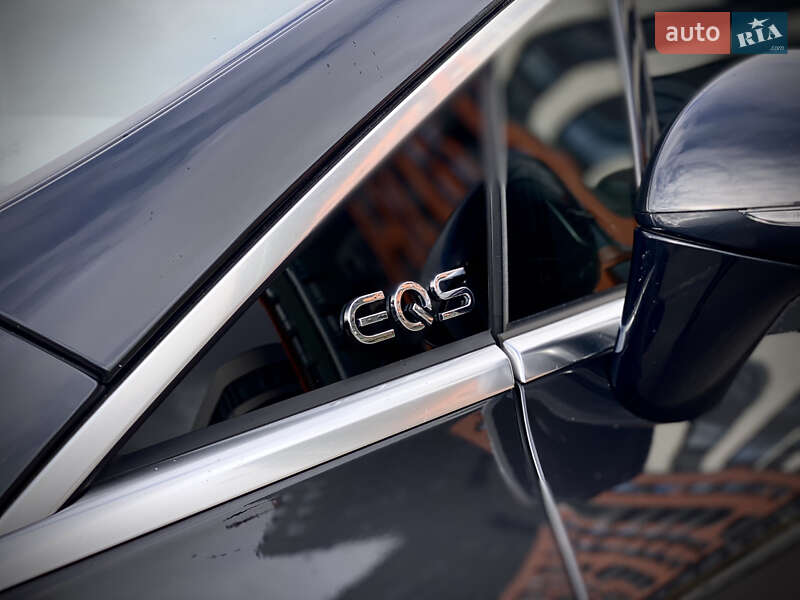 Седан Mercedes-Benz EQS 2022 в Киеве