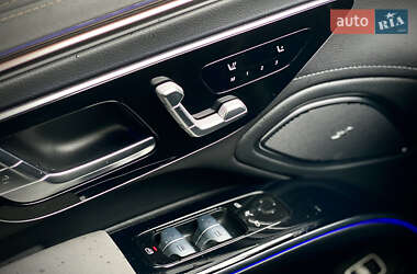 Седан Mercedes-Benz EQS 2022 в 