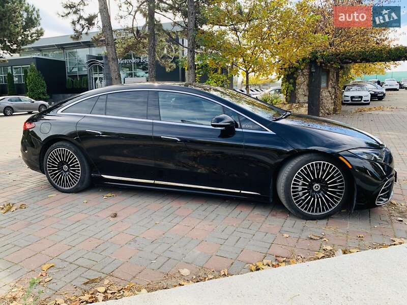 Седан Mercedes-Benz EQS 2022 в Киеве