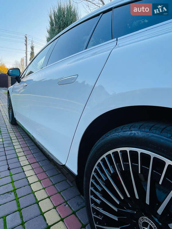 Седан Mercedes-Benz EQS 2022 в Києві