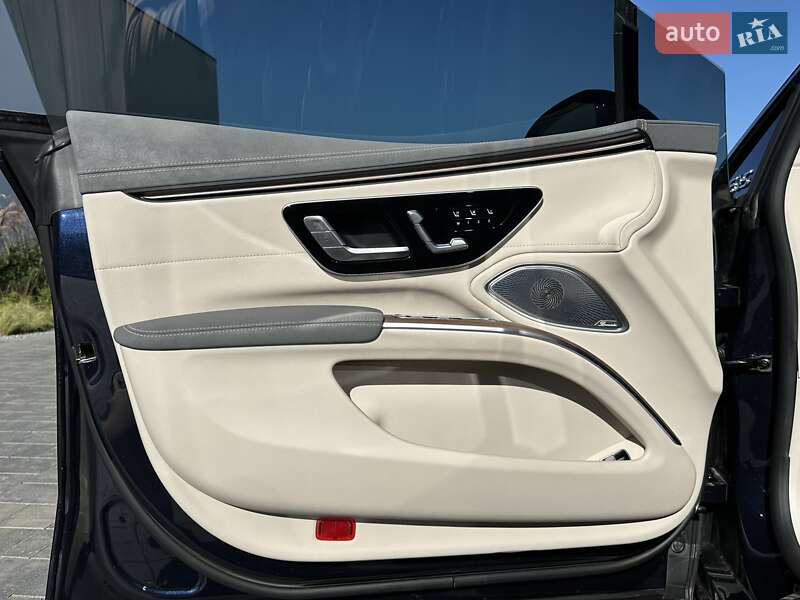 Седан Mercedes-Benz EQS 2022 в Луцке