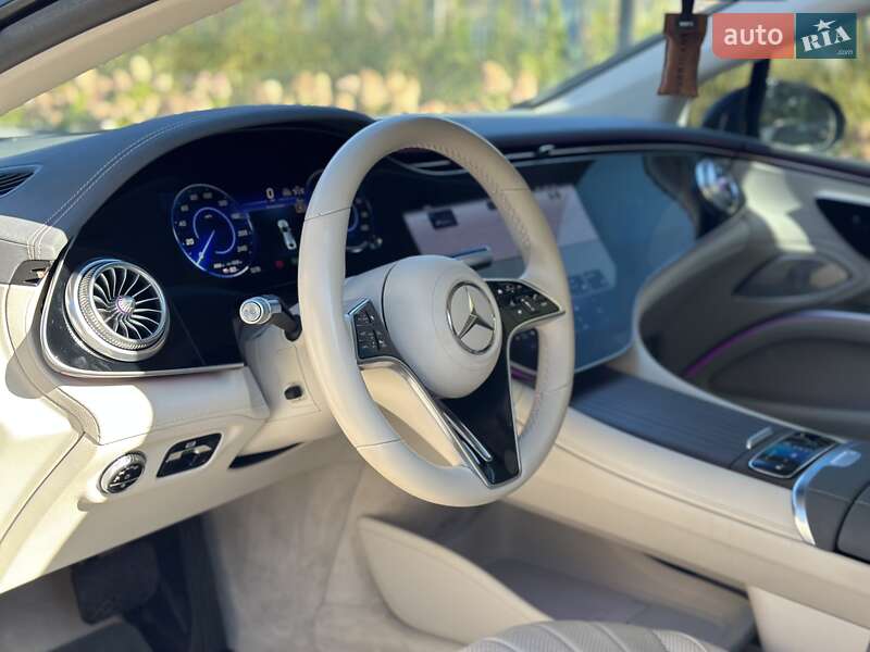 Седан Mercedes-Benz EQS 2022 в Луцке