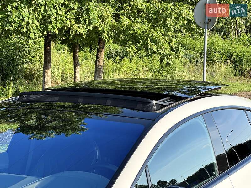 Седан Mercedes-Benz EQS 2023 в Киеве