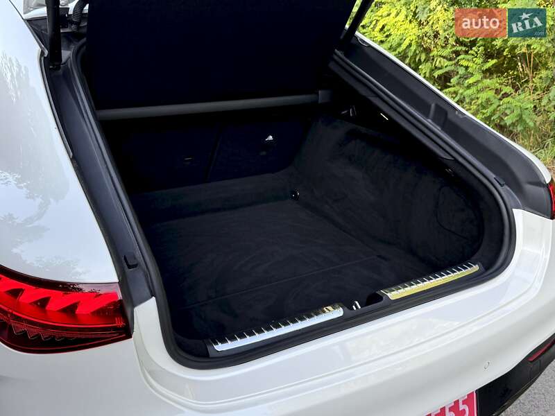 Седан Mercedes-Benz EQS 2023 в Киеве