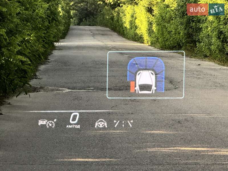 Седан Mercedes-Benz EQS 2023 в Киеве