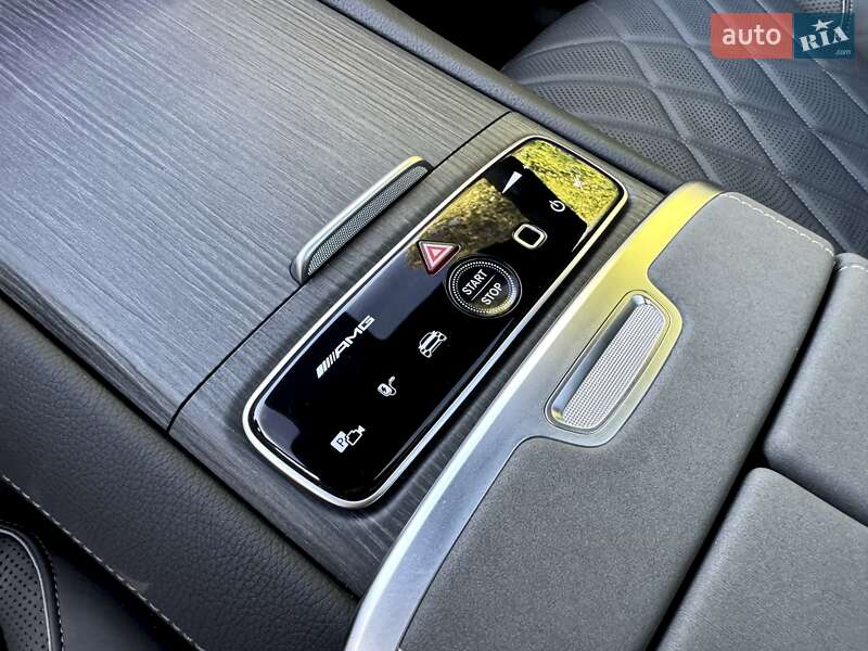 Седан Mercedes-Benz EQS 2023 в Киеве