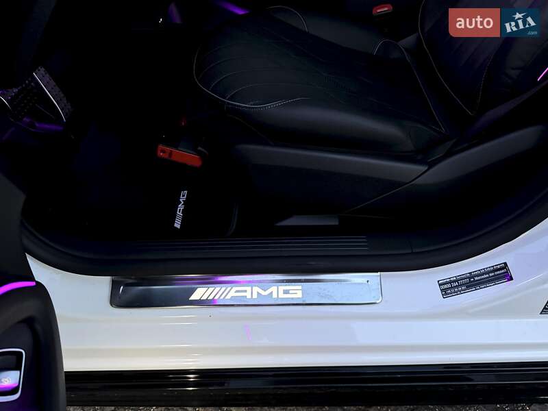 Седан Mercedes-Benz EQS 2023 в Киеве