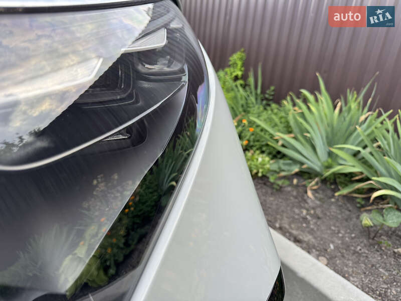 Седан Mercedes-Benz EQS 2023 в Ровно