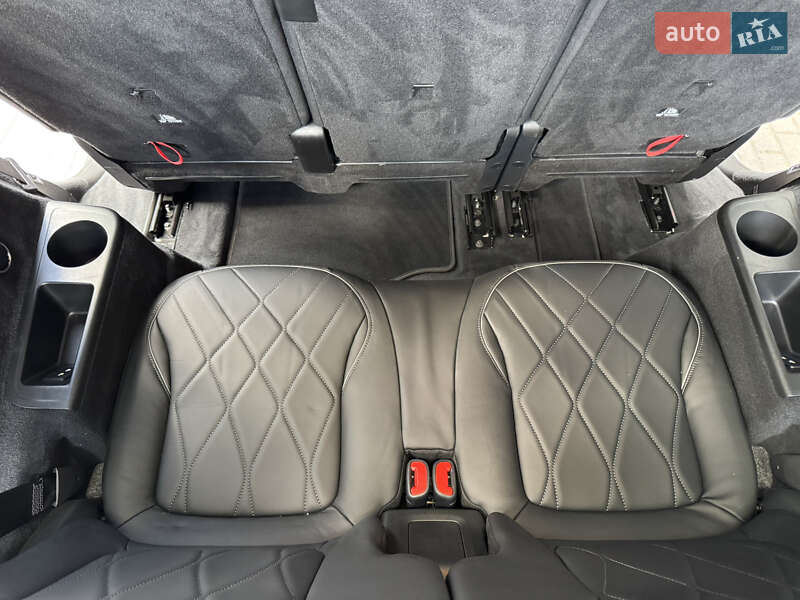 Седан Mercedes-Benz EQS 2023 в Ровно