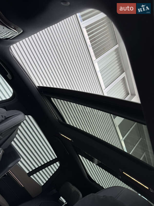 Седан Mercedes-Benz EQS 2023 в Ровно
