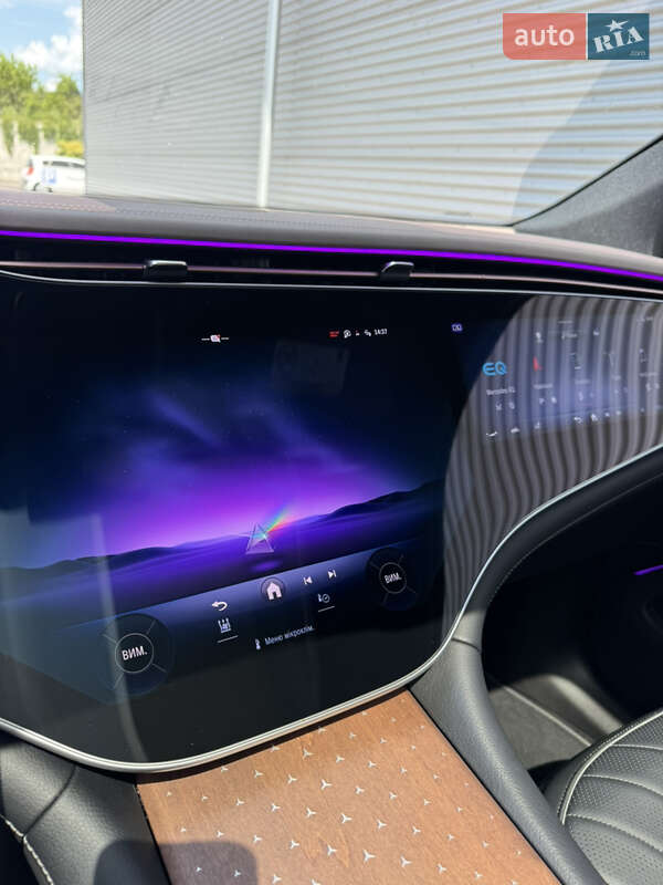 Седан Mercedes-Benz EQS 2023 в Ровно