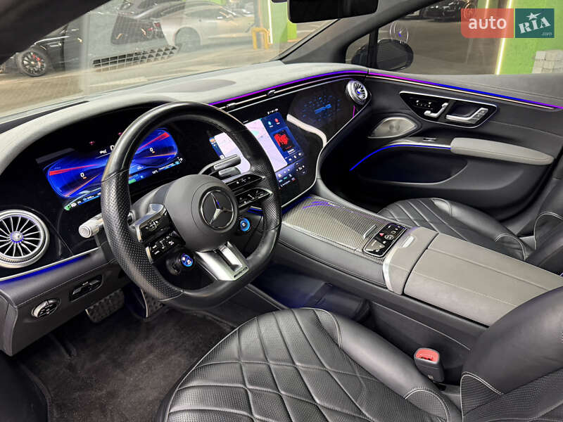 Седан Mercedes-Benz EQS 2022 в Киеве