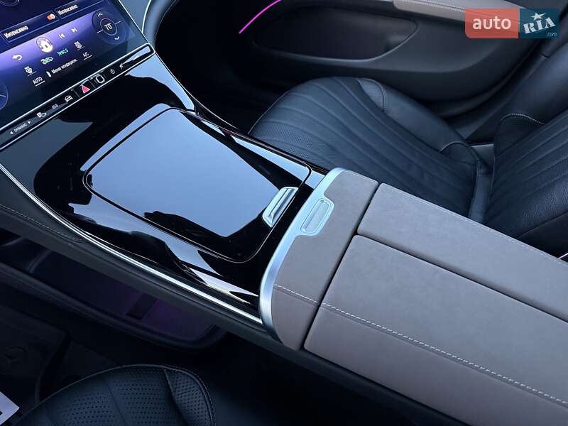 Седан Mercedes-Benz EQS 2023 в Ровно