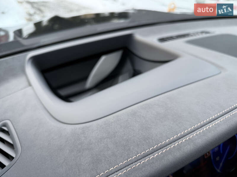 Седан Mercedes-Benz EQS 2023 в Львові