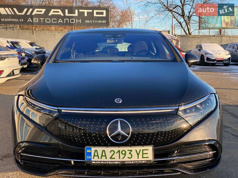 Седан Mercedes-Benz EQS 2022 в Киеве