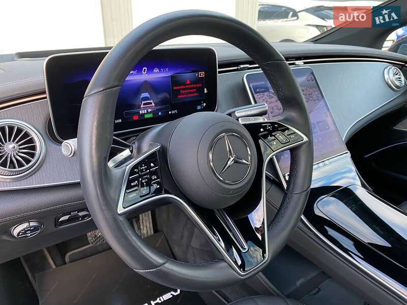 Седан Mercedes-Benz EQS 2022 в Киеве