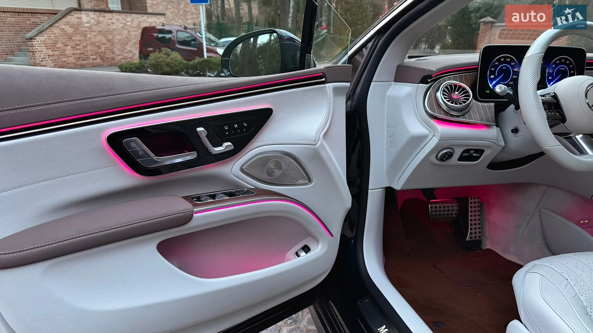 2021 Mercedes-Benz EQS - мініатюра 15