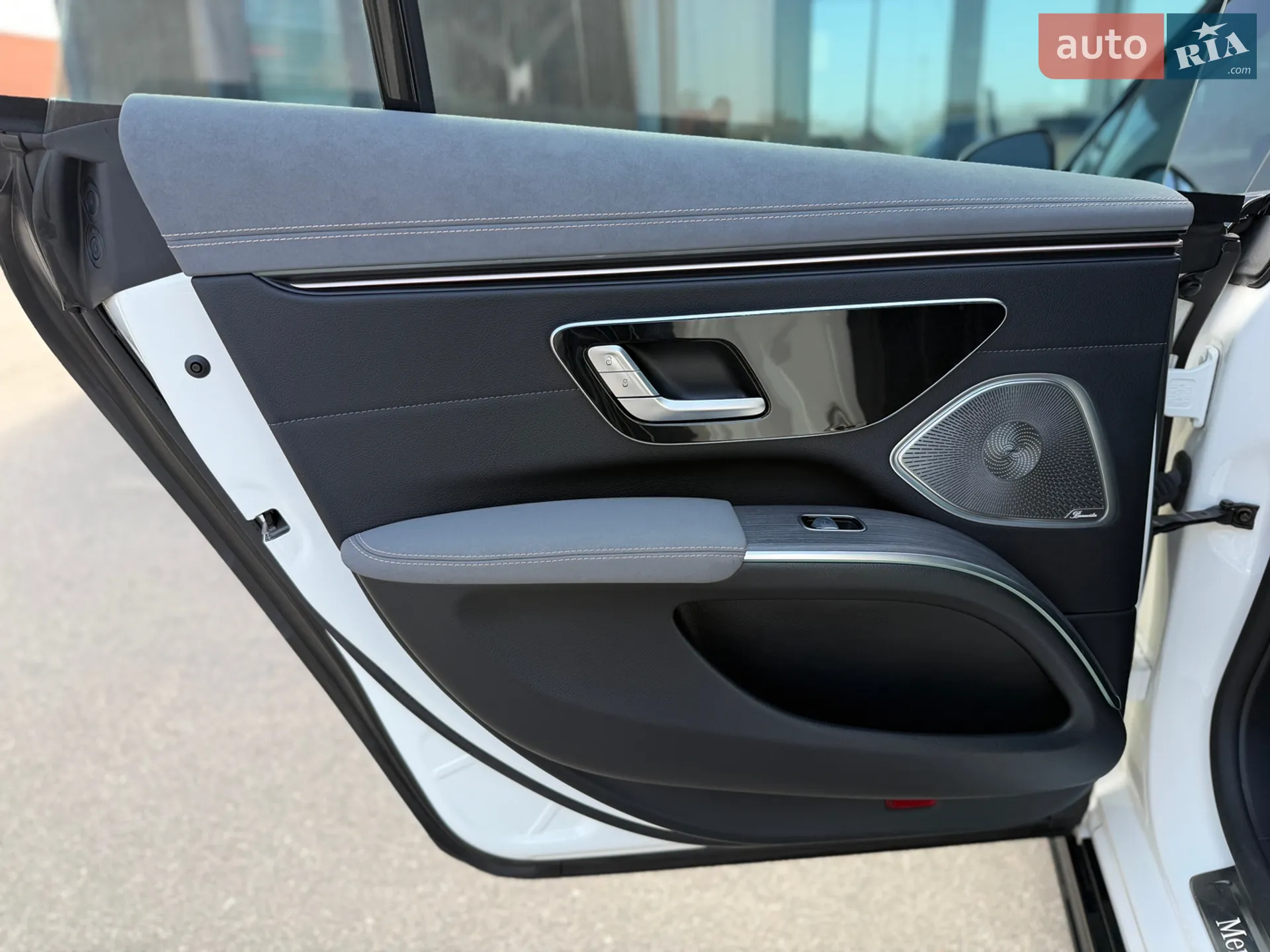 2021 Mercedes-Benz EQS - мініатюра 24